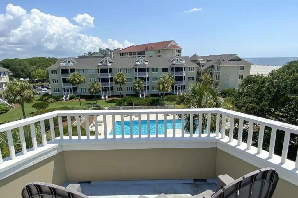Port O' Call C302 - Iop Island Retreat! Treetop Oceanview! Isle of Palms Bagian luar foto