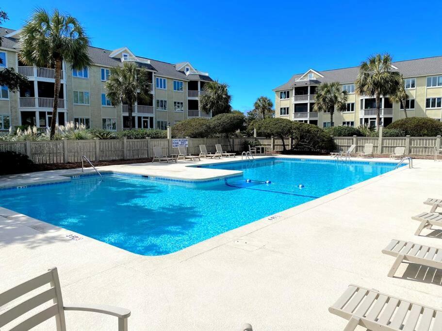 Port O' Call C302 - Iop Island Retreat! Treetop Oceanview! Isle of Palms Bagian luar foto